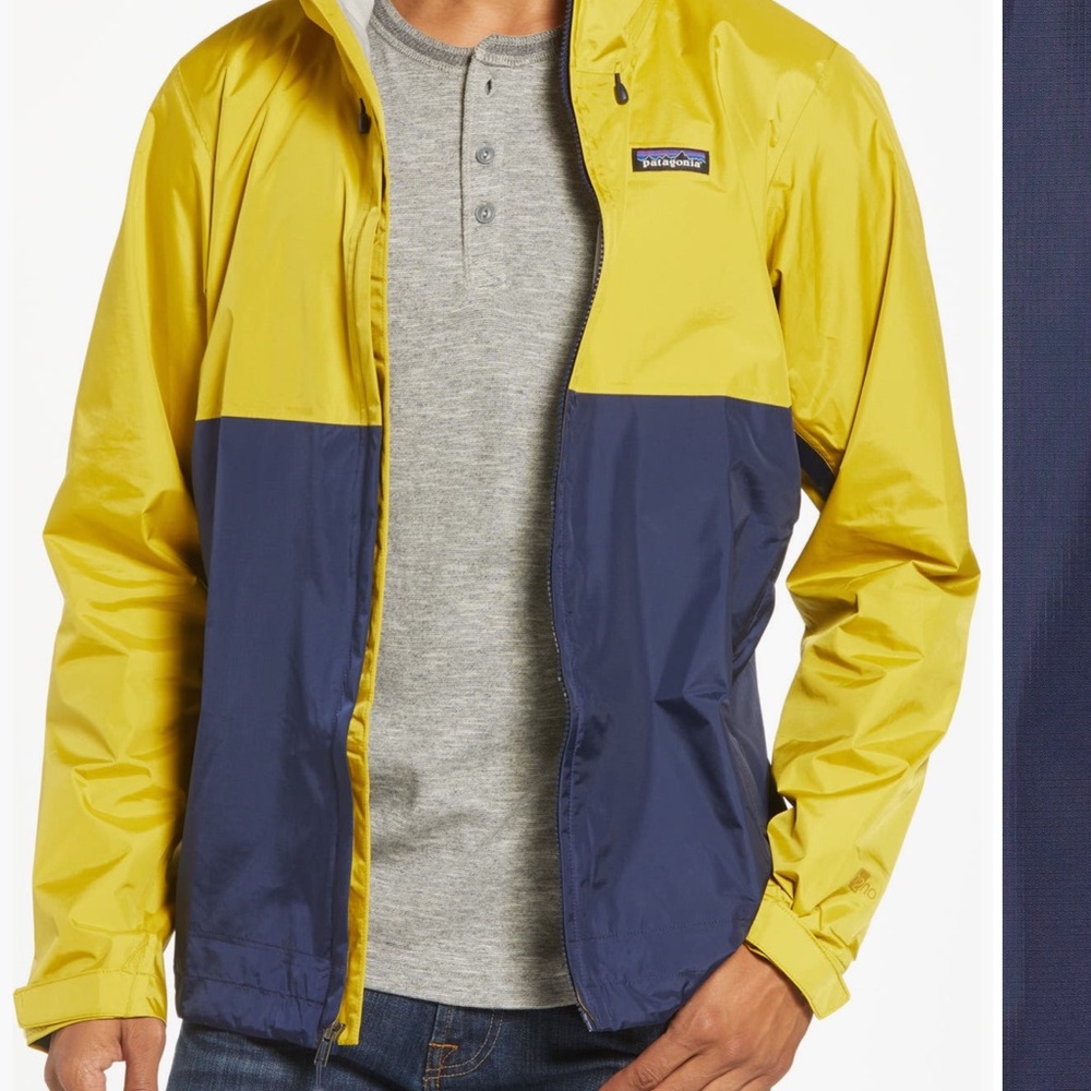 Patagonia Torrentshell Packable Blue and Yellow Rain Jacket - Picture 6 of 13
